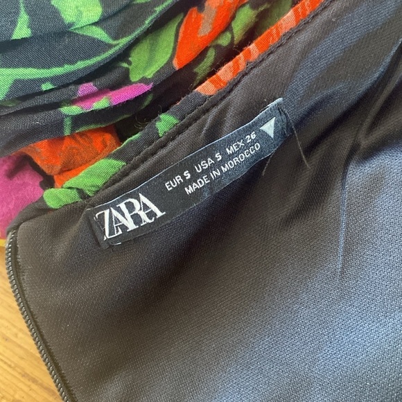 Zara Bloggers Favorite Floral Print Off The Shoulder Puff Sleeve Mini Dress S - Picture 11 of 16